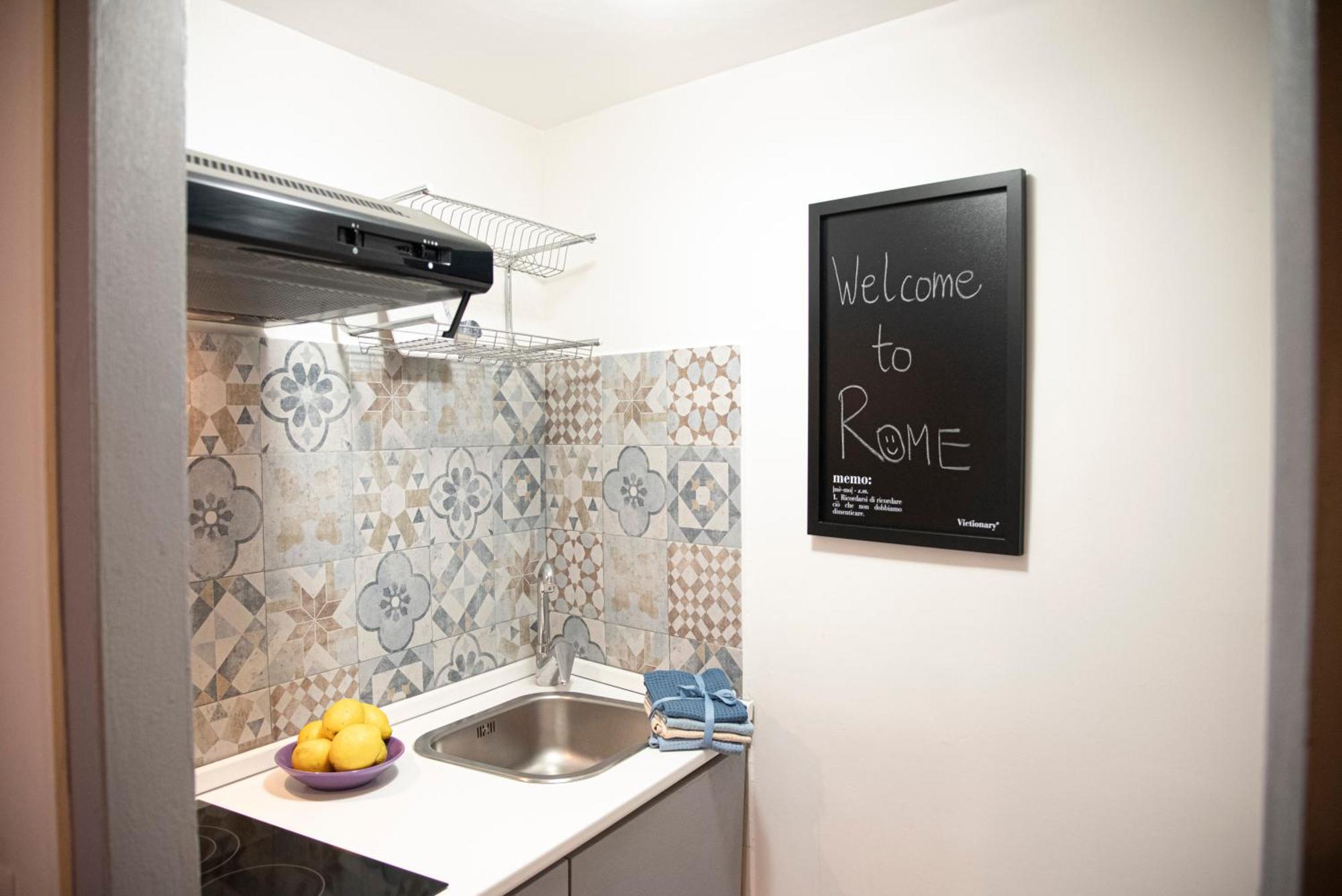 Santonofrio Apartments Рим Экстерьер фото