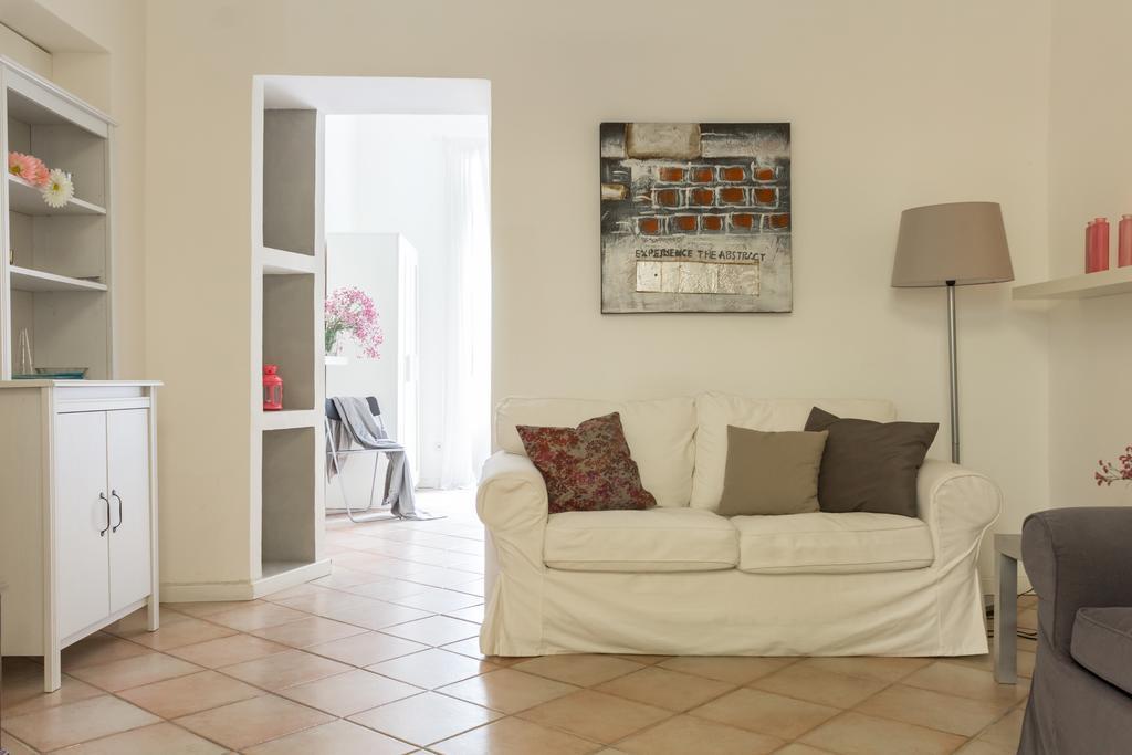 Santonofrio Apartments Рим Номер фото